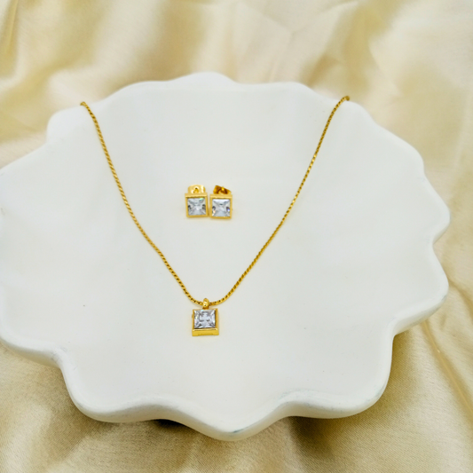 Zirconia Cube Necklace With Earings