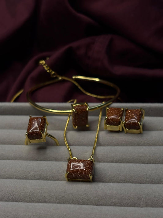 Red Goldstone pendant set