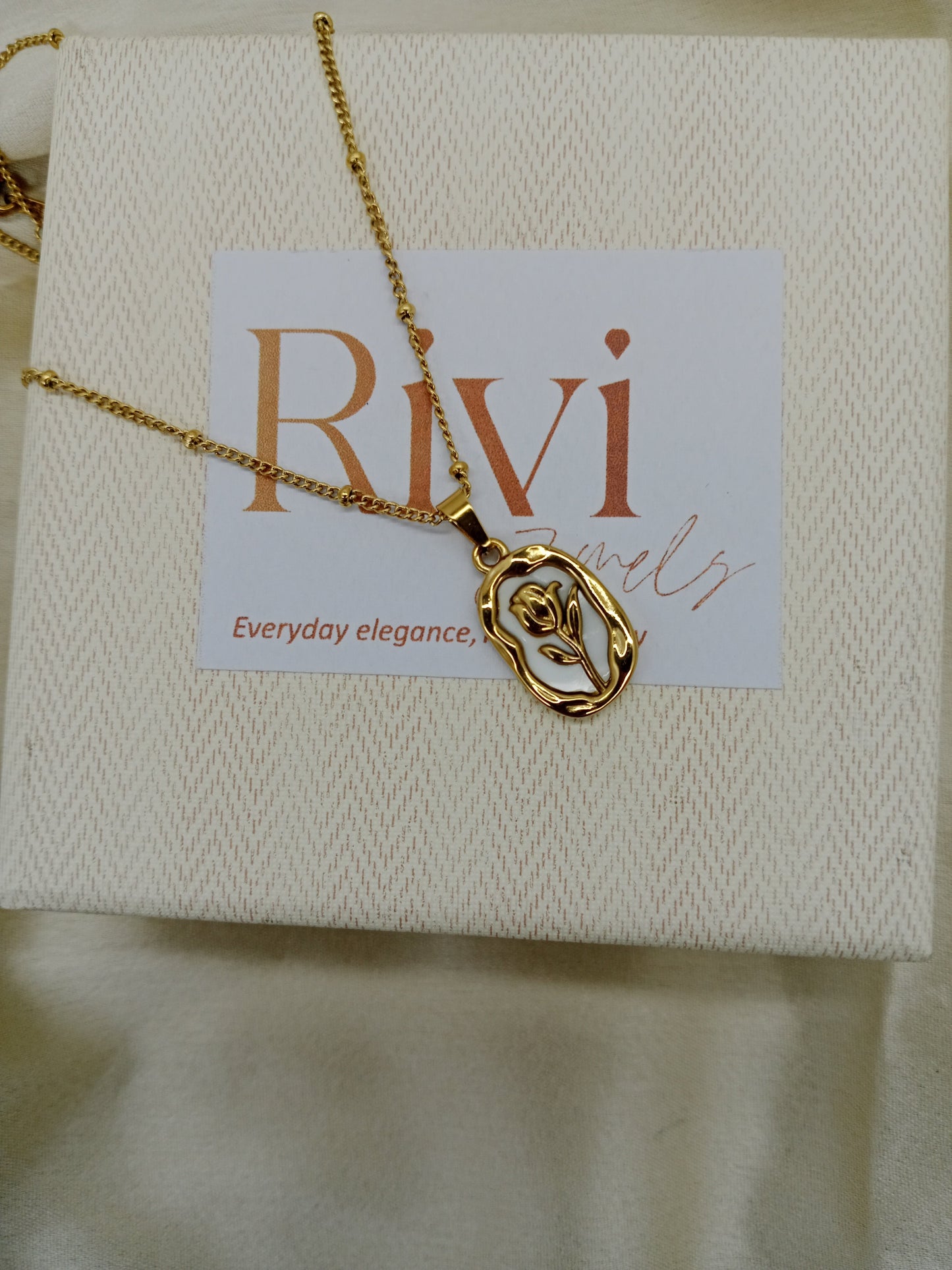 Rose Reverie Necklace