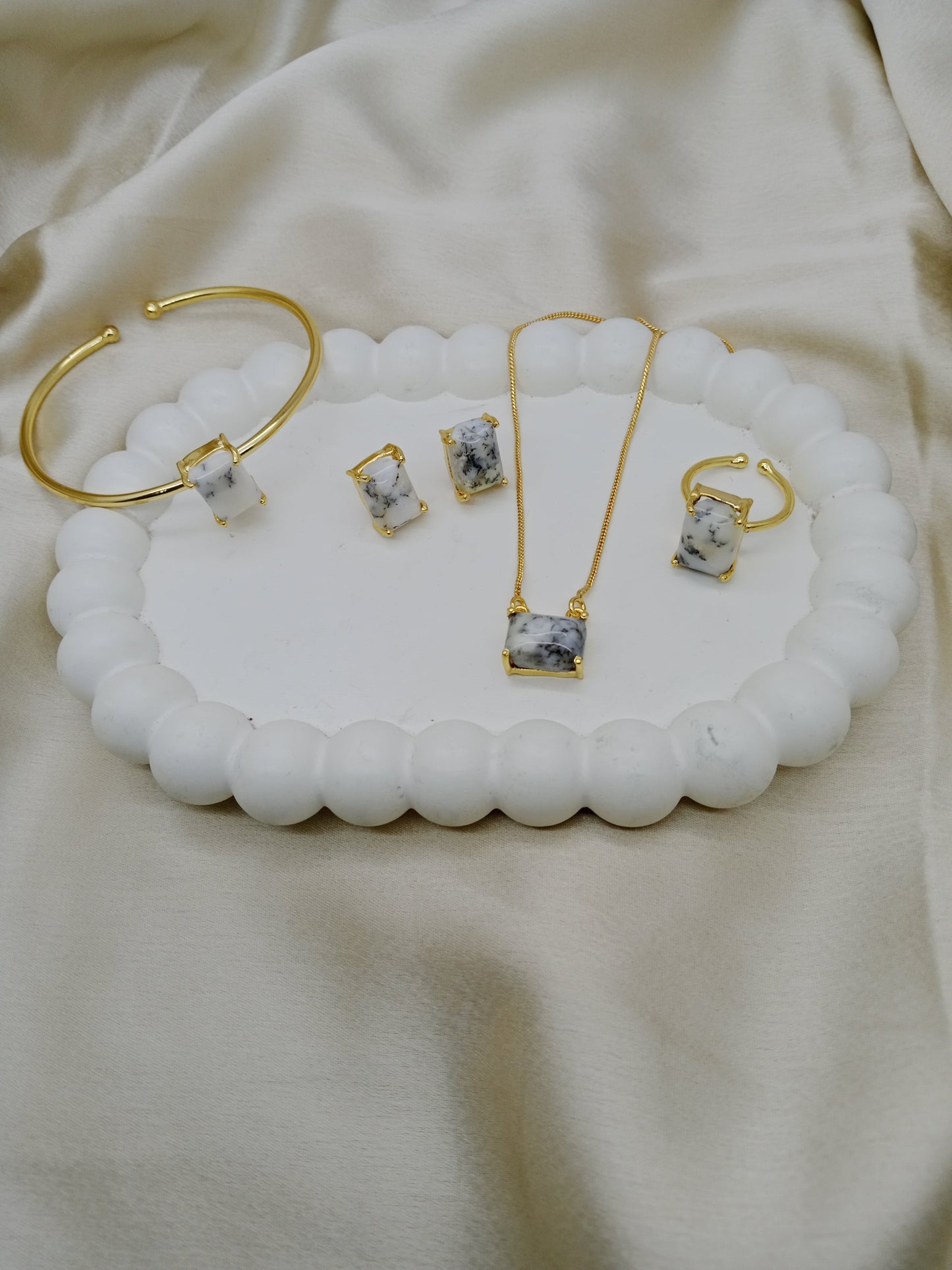 The Rivi Ensemble Set Dandrite Opel  Set