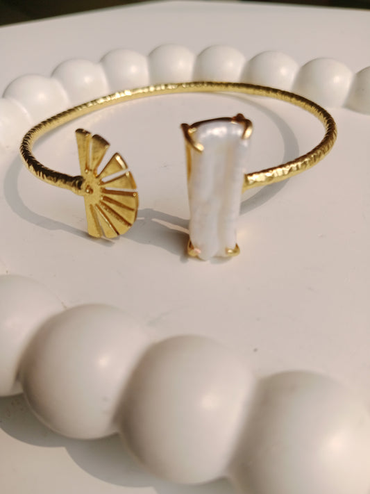 real pearl sunflare bracelet