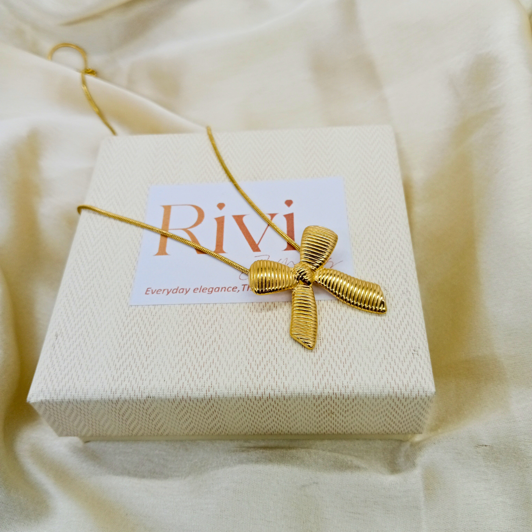 Parisian Bow Necklace