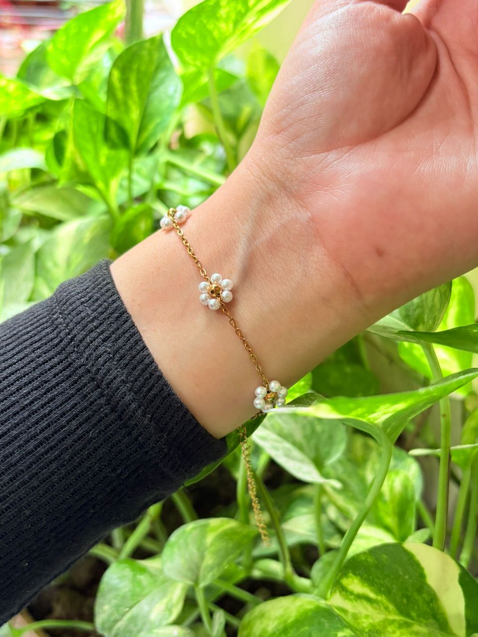 Daisy Whisper Bracelet