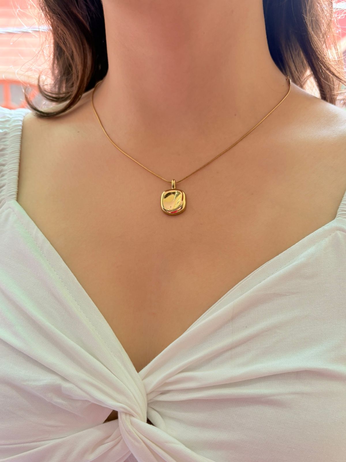 Gleam Square Necklace