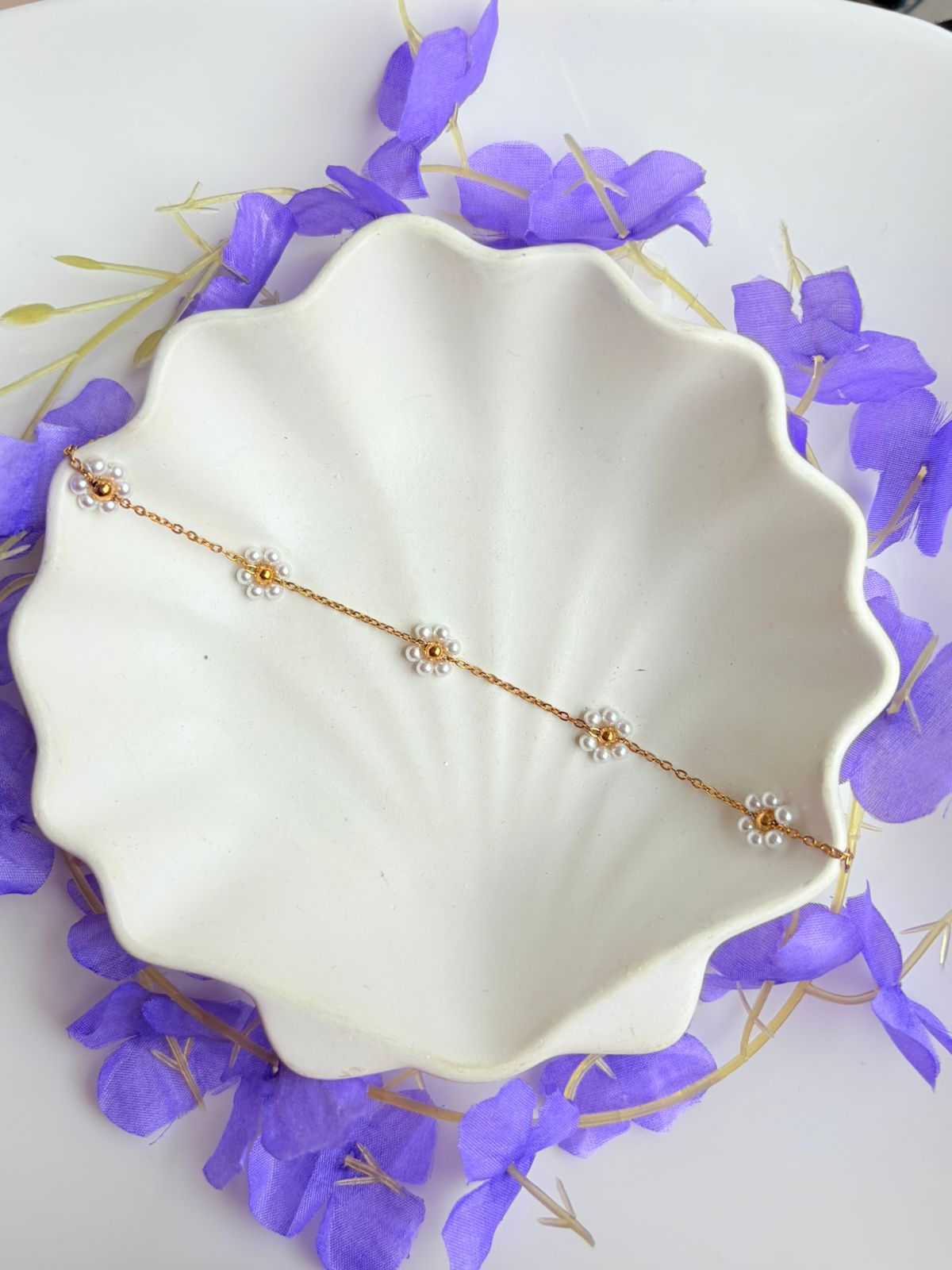 Daisy Whisper Bracelet