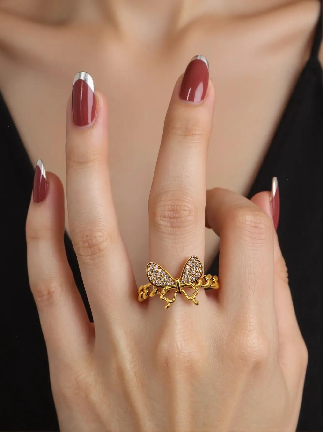Dreamy Butterfly Ring