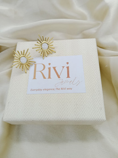 Solar Kiss Earrings