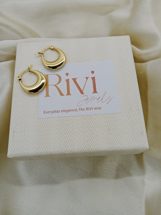 Celeste Curve Hoops