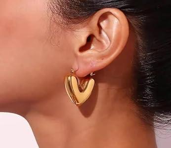 Dainty Heart Hoops