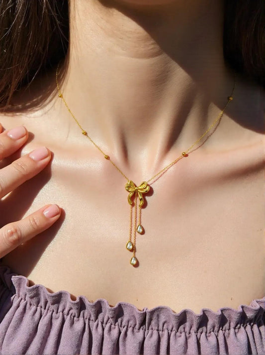 Gilded Bowdrop Necklace